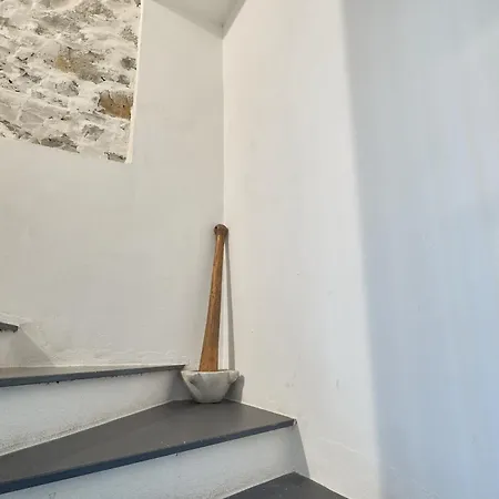 Tra Le Torri