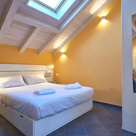 Italianway - Tra Le Torri Apartment *